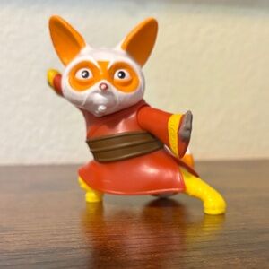 Master shifu/ kung fu panda figure